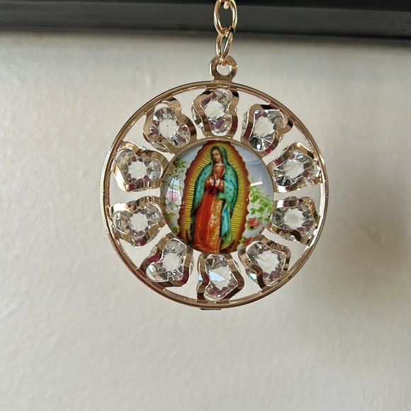 Lady of Guadalupe keychain - Picture 5 of 6
